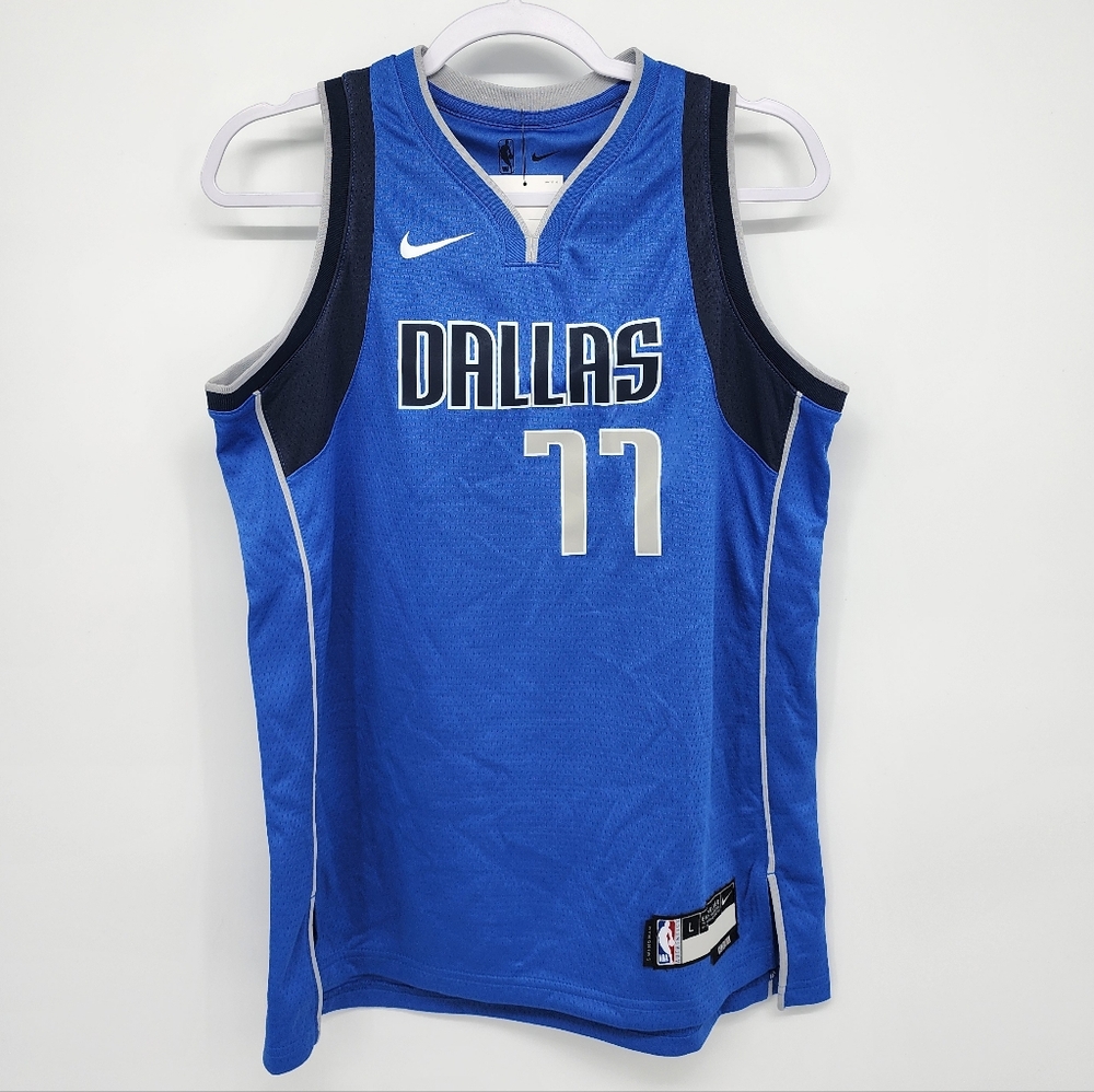 Nike Dallas Mavericks Doncic Jersey 77 NBA Basketball Youth Large 14-16 NWT
